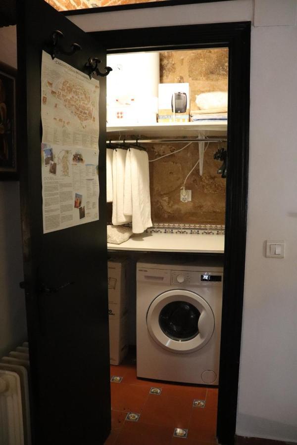 Apartamentos Las Buganvillas Caceres Luaran gambar